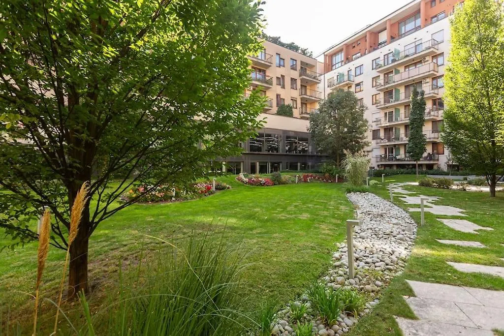 Flat On Corvin Promenade With Big Balcony Apartment Budapest 0*,